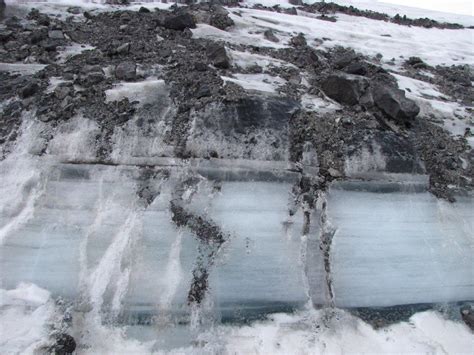 From Snow to Firn to Glacier ice - AntarcticGlaciers.org