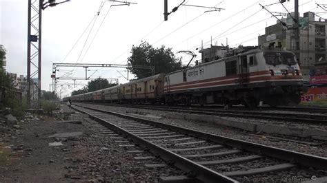 Indian Railways Electric Locomotive Class WAP 5 30133インド鉄道WAP 5形電気機関車