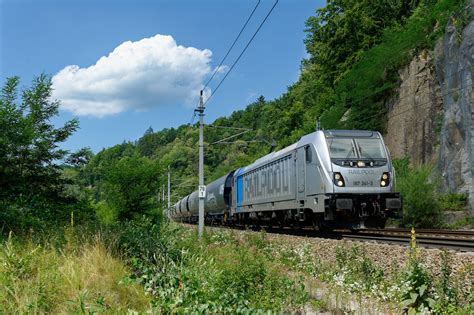 187 341 Railpool Mit Einem Getreidezug Bei Ingling Richtung Wels 22 07