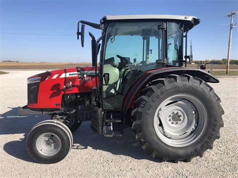 Massey Ferguson Tractor Call Machinery Pete