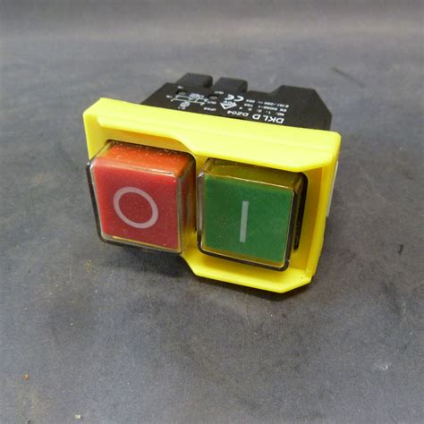 Schalter Typ DKLD DZ04 / KJD-6 - 230V-98002050
