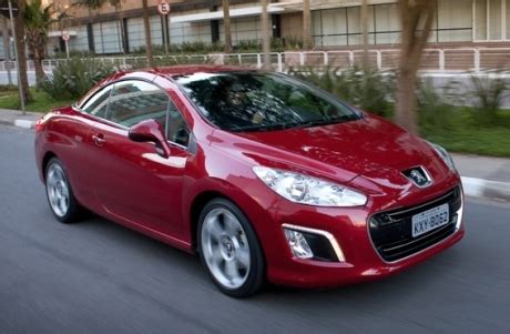 Peugeot traz o esportivo conversível 308 CC ao Brasil Revista O Mecânico