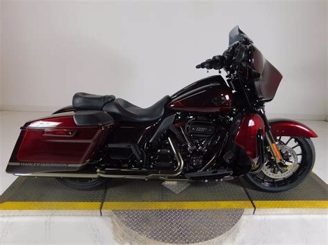 New Harley Davidson Street Glide Cvo Flhxse Cvo Touring In