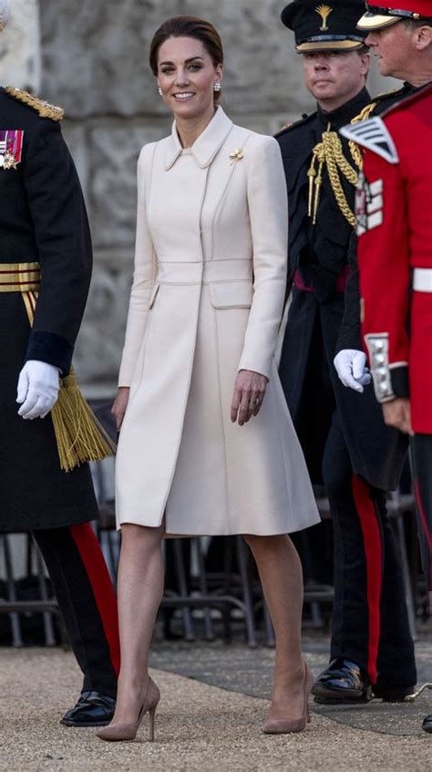 Kate Middleton Re Wears Cream Coat Dress For Beating Retreat