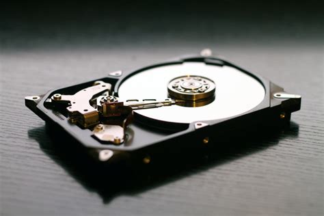 Kasowanie plików na dyskach HDD i SSD czym się różni InfoBack pl