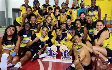 Vôlei masculino e feminino de Caravelas são vice campeões na 2ª etapa