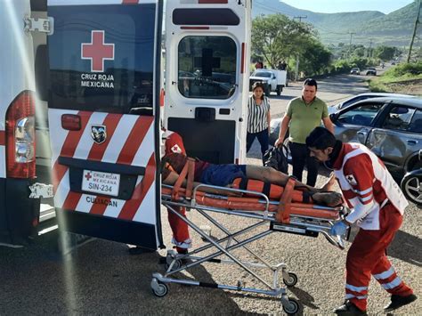 Motociclista Queda Gravemente Herido Tras Chocar Contra Un Auto En El