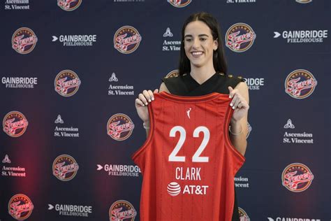 Caitlin Clark S Nike Deal Reportedly Worth Million Over Years