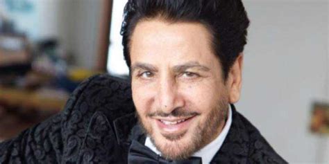 Why Legendary Punjabi singer Gurdas Maan denied stage in protests?