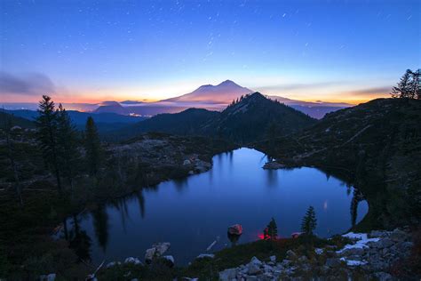 Cliff Dwelling Heart Lake And Mount Shasta Ca Clambered Flickr