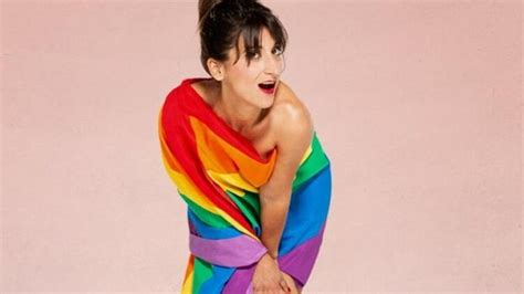 8 Hot Sexy Susi Caramelo Bikini Pics