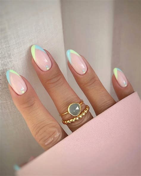 Cute And Simple Spring Nail Art Ideas Wonder Forest