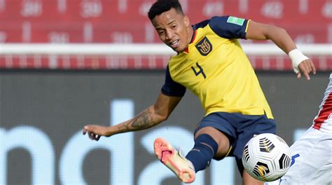 Byron Castillo Dejó Golpeado La Cancha En El Partido Ecuador Ante Irak El Comercio