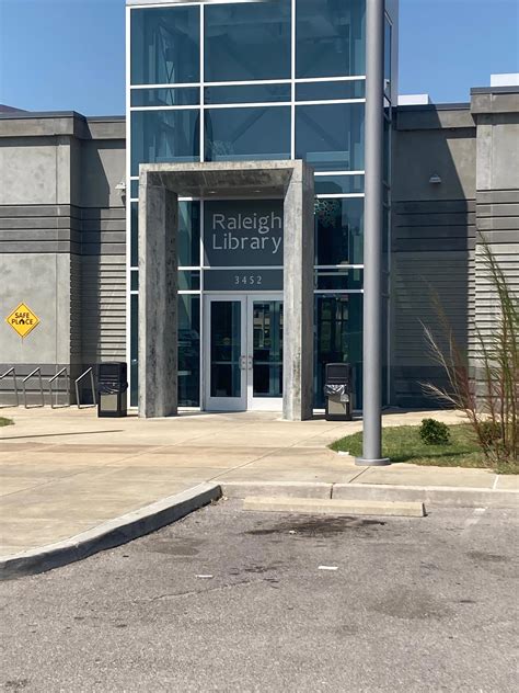 What do Memphis residents think about the National Guard coming to Memphis?