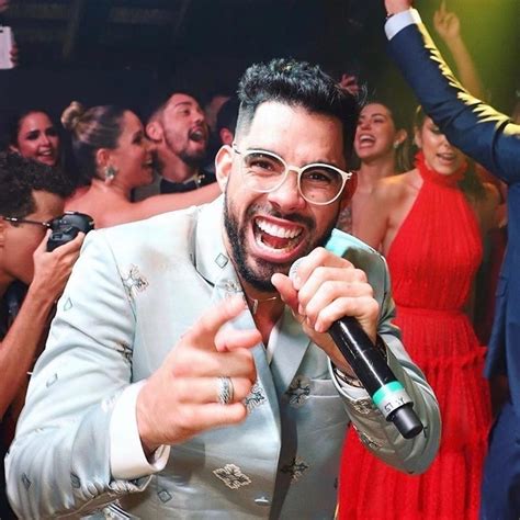 Gabriel Diniz A Carreira O Sucesso Com Jenifer E O Acidente Do Cantor Que Morreu Aos 28 Anos