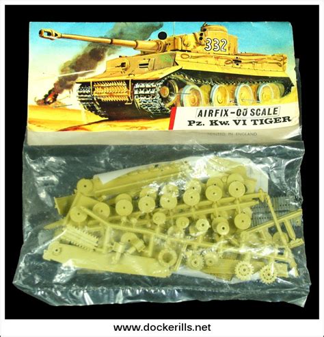 Vintage Airfix Tiger Tank OO Scale Kit Vintage Red Stripe Bag