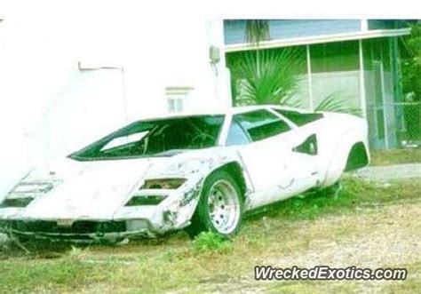 Lamborghini Countach Crashed Lamborghini Countach Lamborghini Super