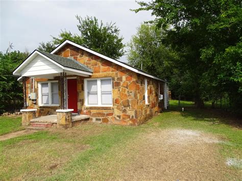 215 N Walnut Ave Sand Springs Ok 74063 See Est Value Schools And More