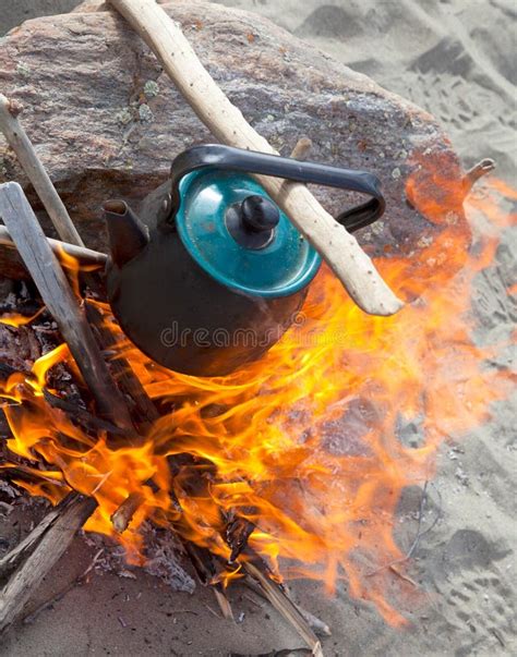 Kettle on the fire stock photo. Image of food, fuel, outdoor - 23025372