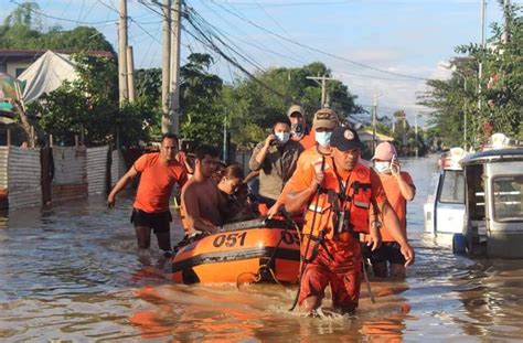 Philippines Scrambles To Rescue Thousands From Typhoon Flooding