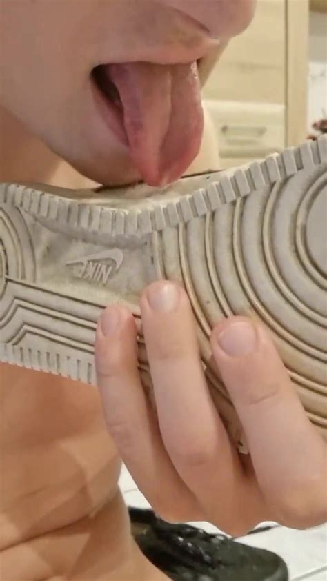 Gay Twink Eats His Cum From His Nike AF ThisVid