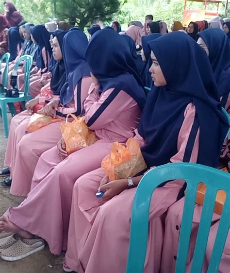 Puluhan Santri Rumah Belajar Al Karomah Hadiri Wisuda Tahfidz Al Akbar