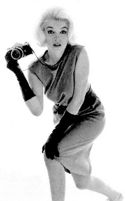 Marilyn Nikon Camera Sitting Photo By Bert Stern July 1962