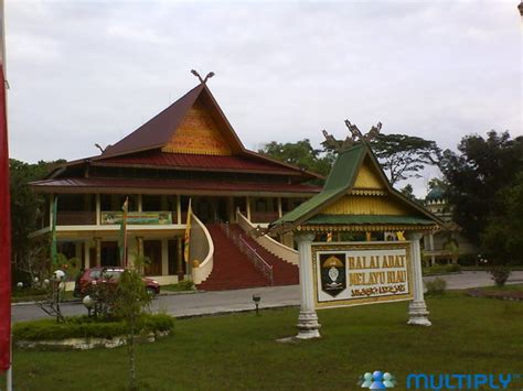 Arsitektur Dan Ragam Corak Rumah Melayu Riau Kris Hadiawan