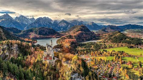 Neuschwanstein Castle and Hohenschwangau village (Germany) - backiee