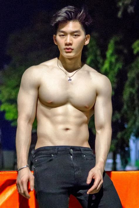 Hot Korean Guys Hot Asian Men Korean Men Handsome Asian Men Hot Men