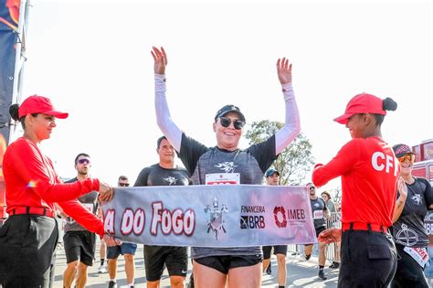 Mais de 3 mil atletas participam da 32ª edição da Corrida do Fogo