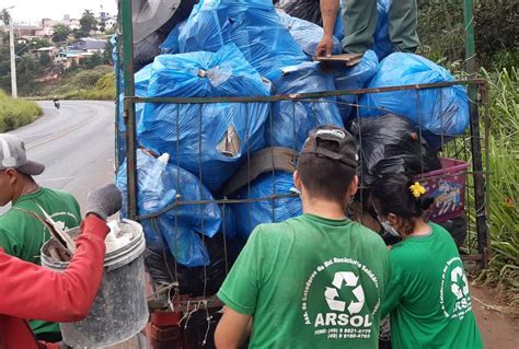 Associa O Realiza Mutir O De Limpeza Para Recolher Lixo No Contorno