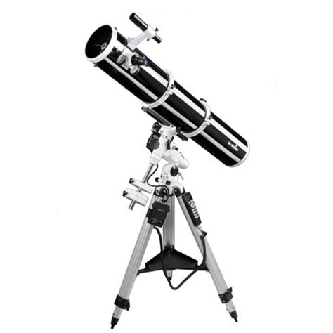 APM Telescopes Skywatcher Explorer 150PL EQ3 Pro Synscan