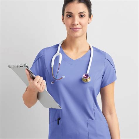 10 Lucrative Scholarships for Nursing Students | #AdayInScrubs