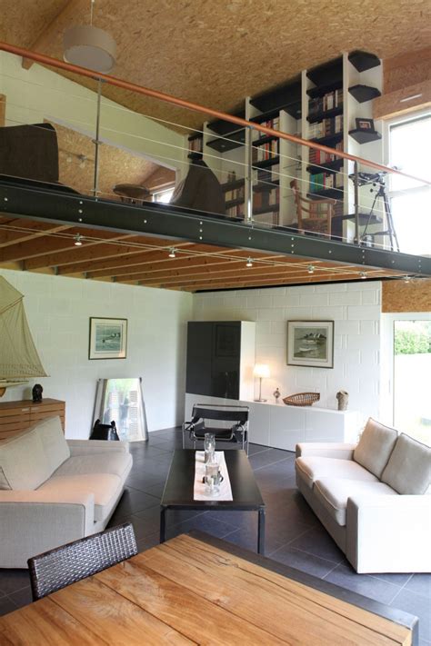 Building Comfort Space with Mezzanine Levels - Ocean Home magazine