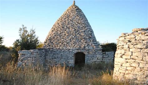 Village Des Bories De Gordes La Provence Des Pierres S Ches