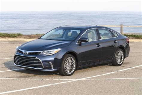 Used 2017 Toyota Avalon Consumer Reviews 26 Car Reviews Edmunds