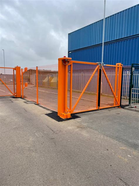 Automatic Bi-Folding Security Gates | Expert Security UK