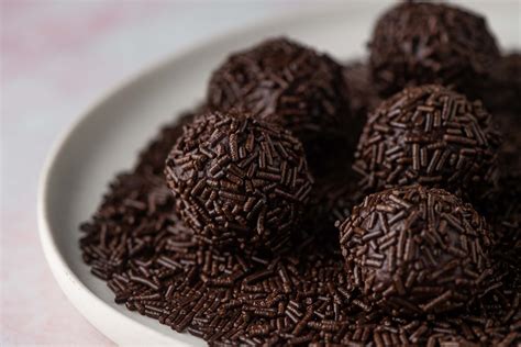 Chocolate Rum Balls Alex Guarnaschelli Iron Chef And Food Network