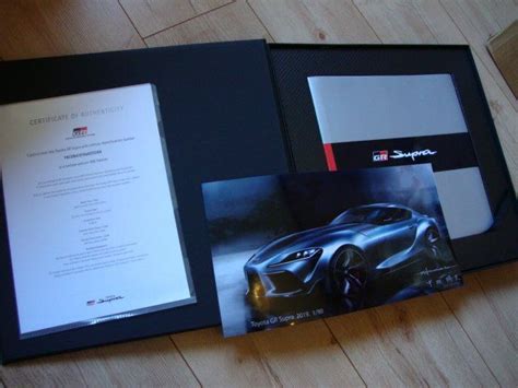 TOYOTA GR SUPRA Launch Edition Buch limitierte Rarität Kaufen auf