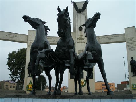 Monumento A Los Pr Ceres De La Independencia Lima