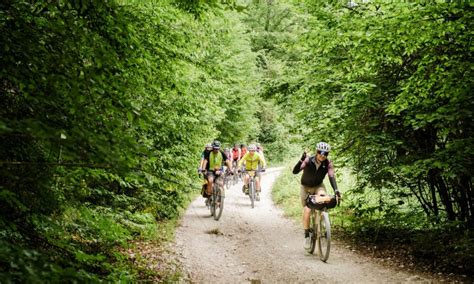 Ciclismo E Turismo Un Grande Successo Per Il Vic Bikepacking Tra Apiro