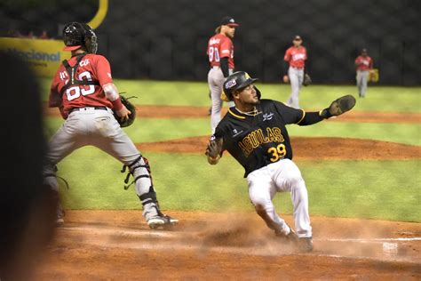 Leones Del Escogido Victoriosos Frente A Las Guilas Cibae As