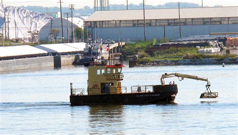 Us Army Corps Of Engineers Dredge Vessel Reynoldsandq… Flickr Photo