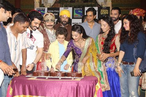 Cast Of Bharat Ka Veer Putra Maharana Pratap Celebrates Completion Of