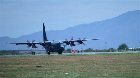 Ac 130u Spooky” Gunship Rolls Into Retirement Davis Monthan Air