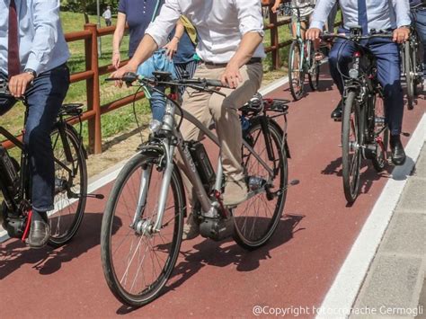 Nuova Pista Ciclabile A Firenze Lavori Fino Ad Aprile