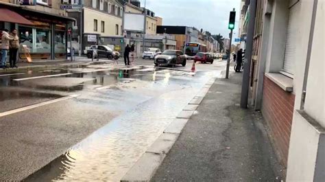 Vidéos À Rouen une canalisation de la rue dElbeuf cède et entraîne