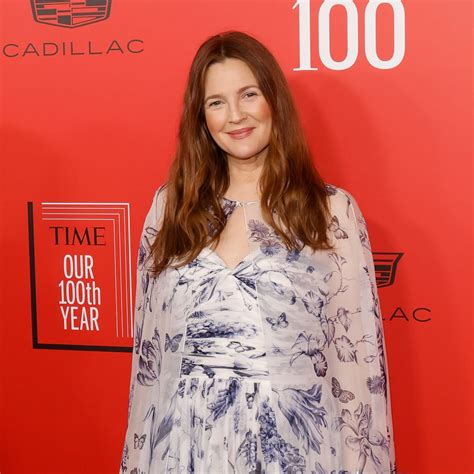 Drew Barrymore Hosts National Book Awards Lights And Literature