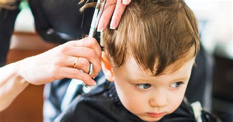 Amore Di Mamma Bambini Quando Bisogna Tagliare I Capelli Per La Prima